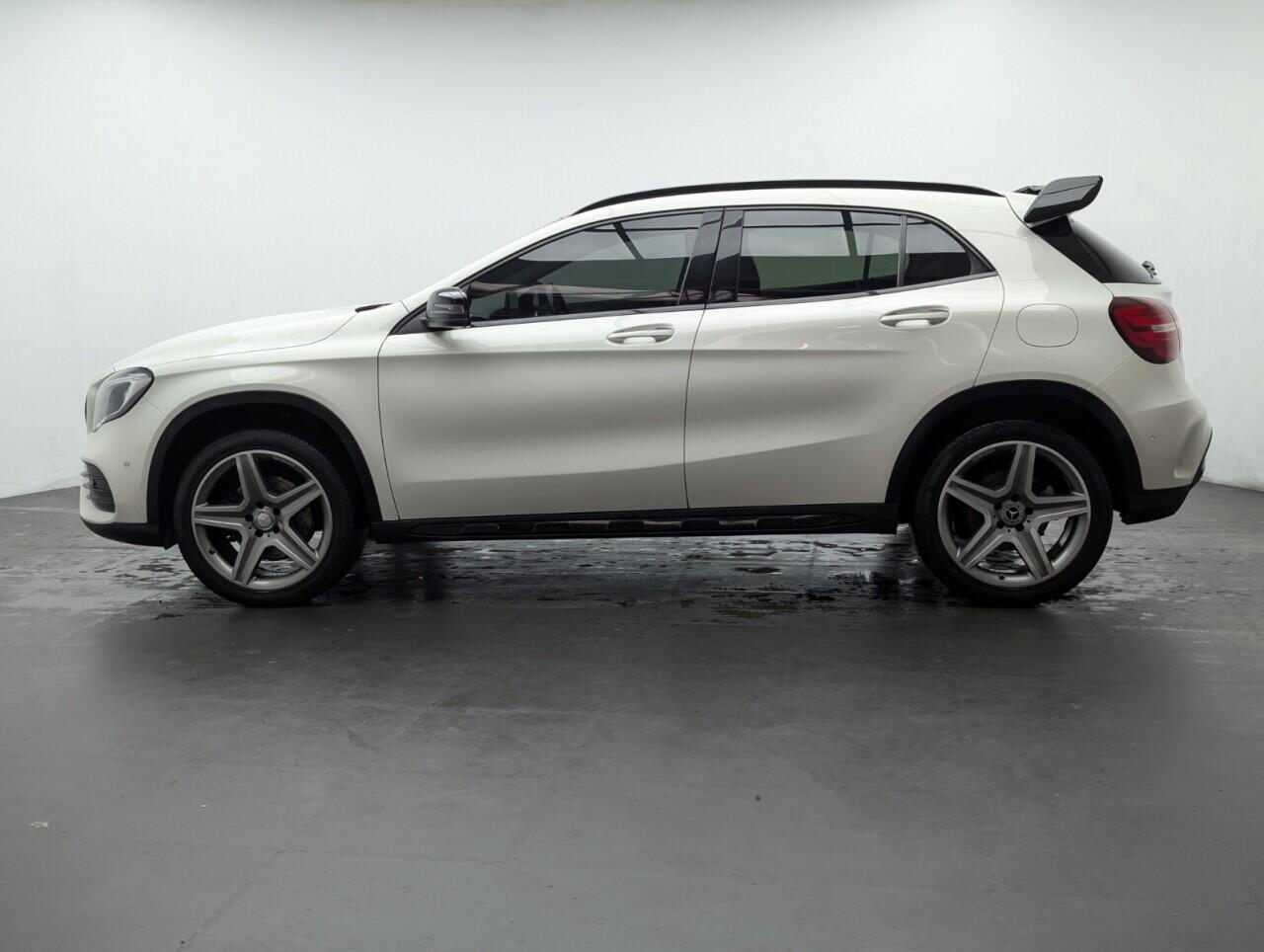 Used Mercedes-Benz A-Class for sale - 76728832: Photo 5