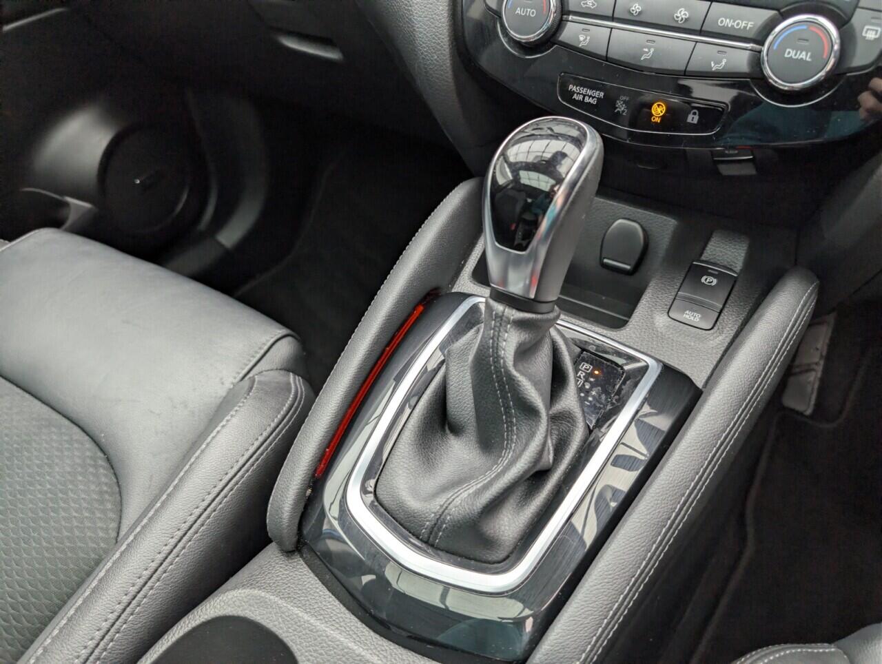 Used Nissan Qashqai for sale - 76728619: Photo 17