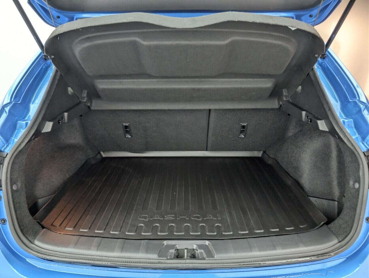 Used Nissan Qashqai for sale - 76728619: Photo 28