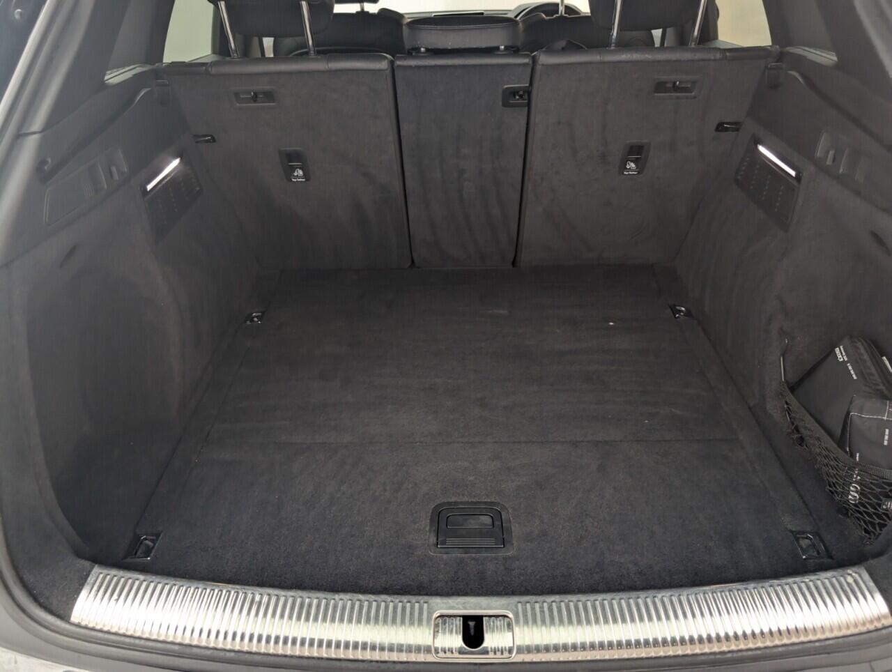 Used Audi Q5 2019 for sale - 76425261: Photo 27