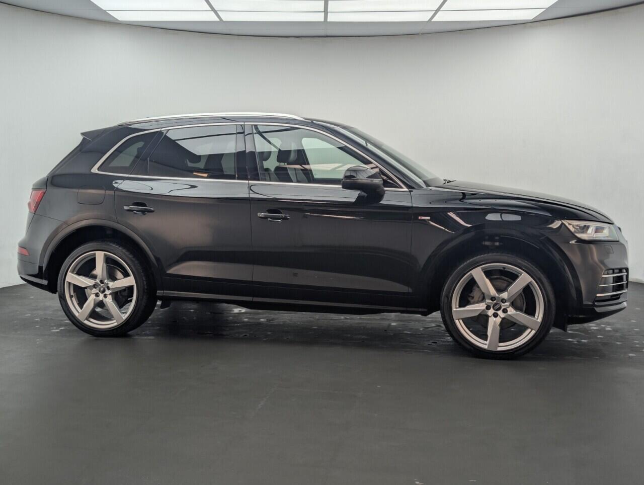 Used Audi Q5 2019 for sale - 76425261: Photo 9