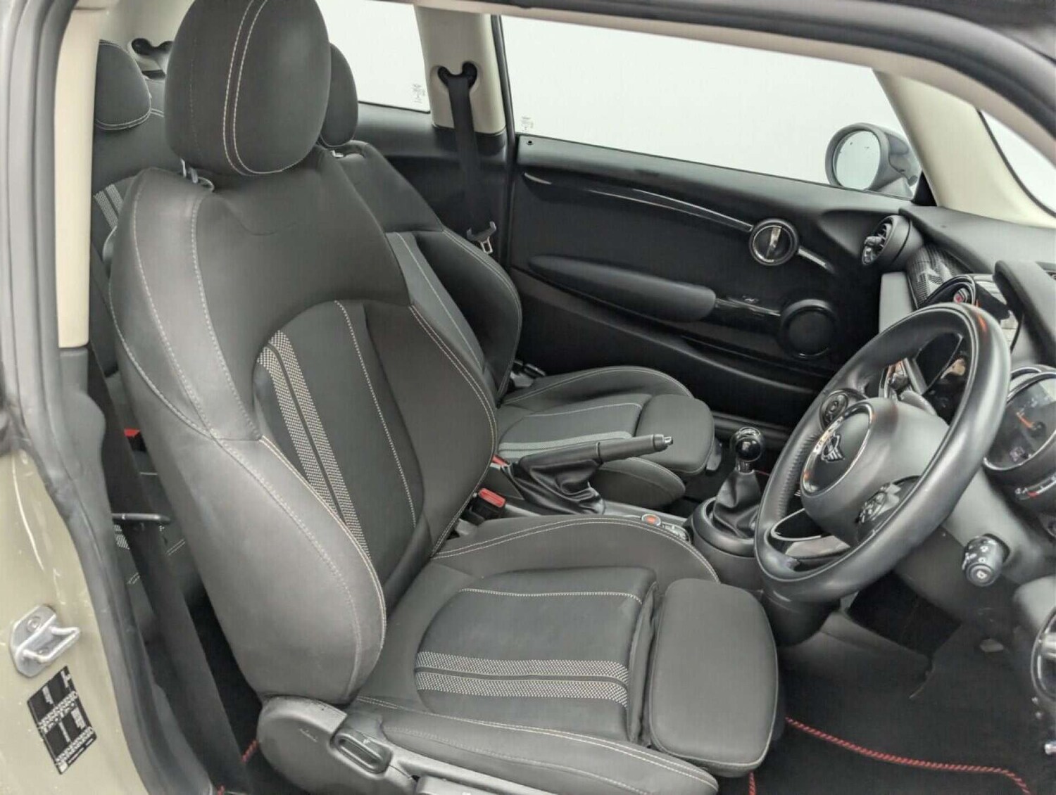 Used MINI Hatch 2018 for sale - 77713599: Photo 12