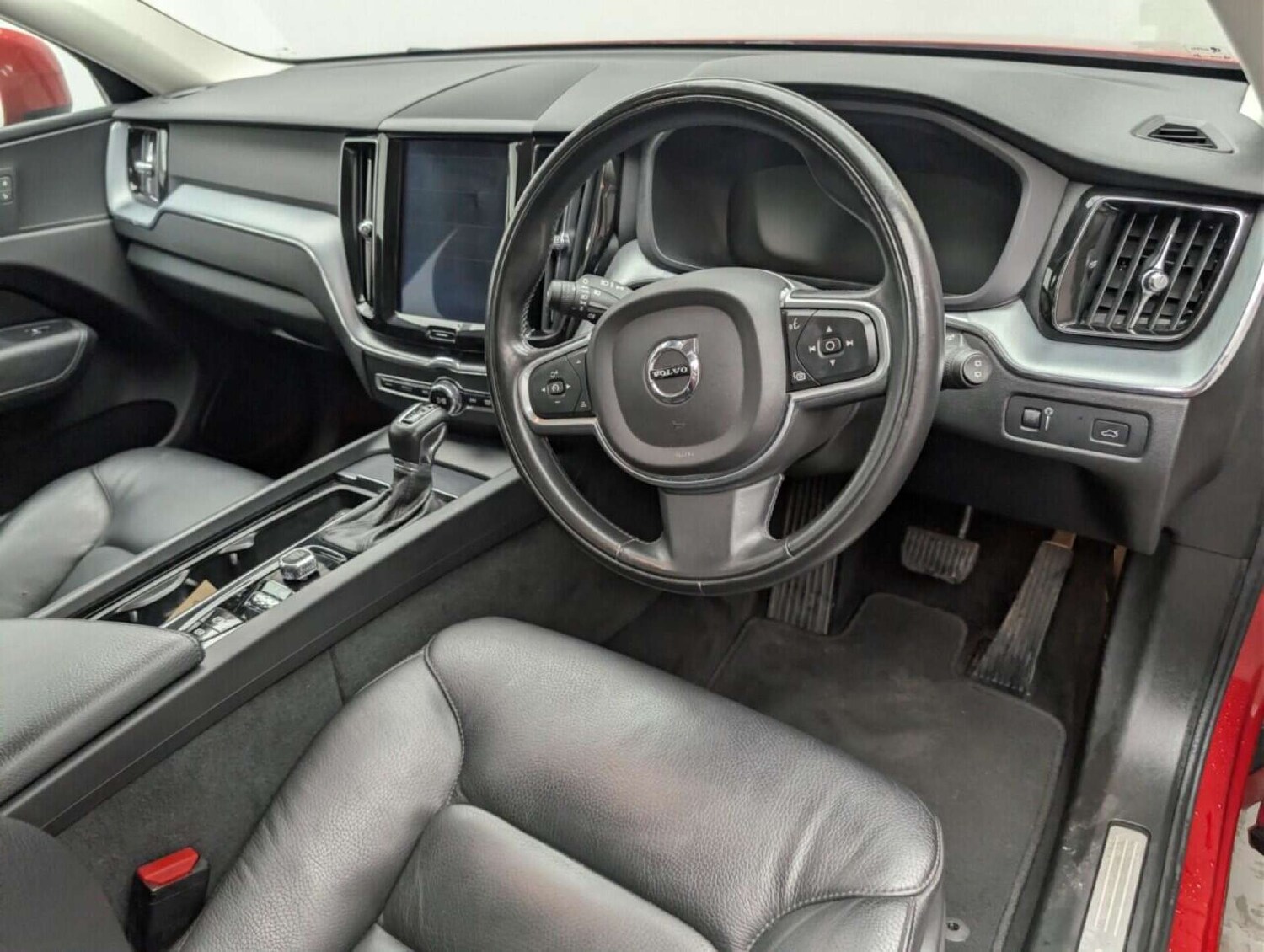 Used Volvo XC60 2018 for sale - 77714389: Photo 11