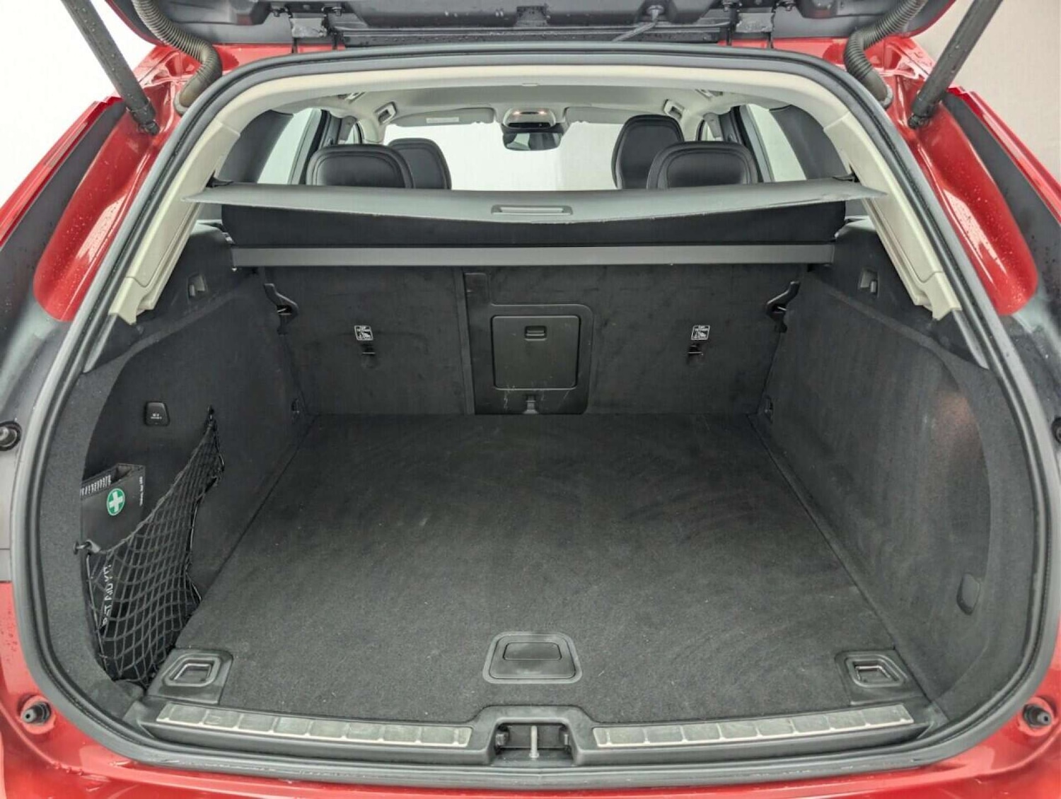 Used Volvo XC60 2018 for sale - 77714389: Photo 24