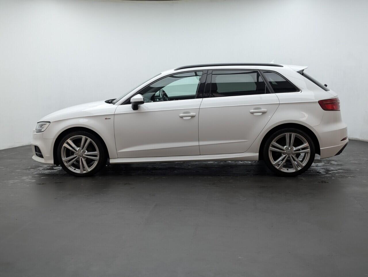 Used Audi A3 2016 for sale - 76423396: Photo 5