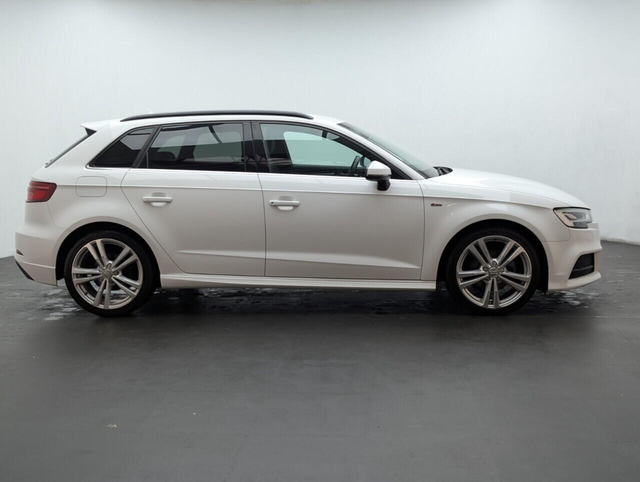 Used Audi A3 2016 for sale - 76423396: Photo 9