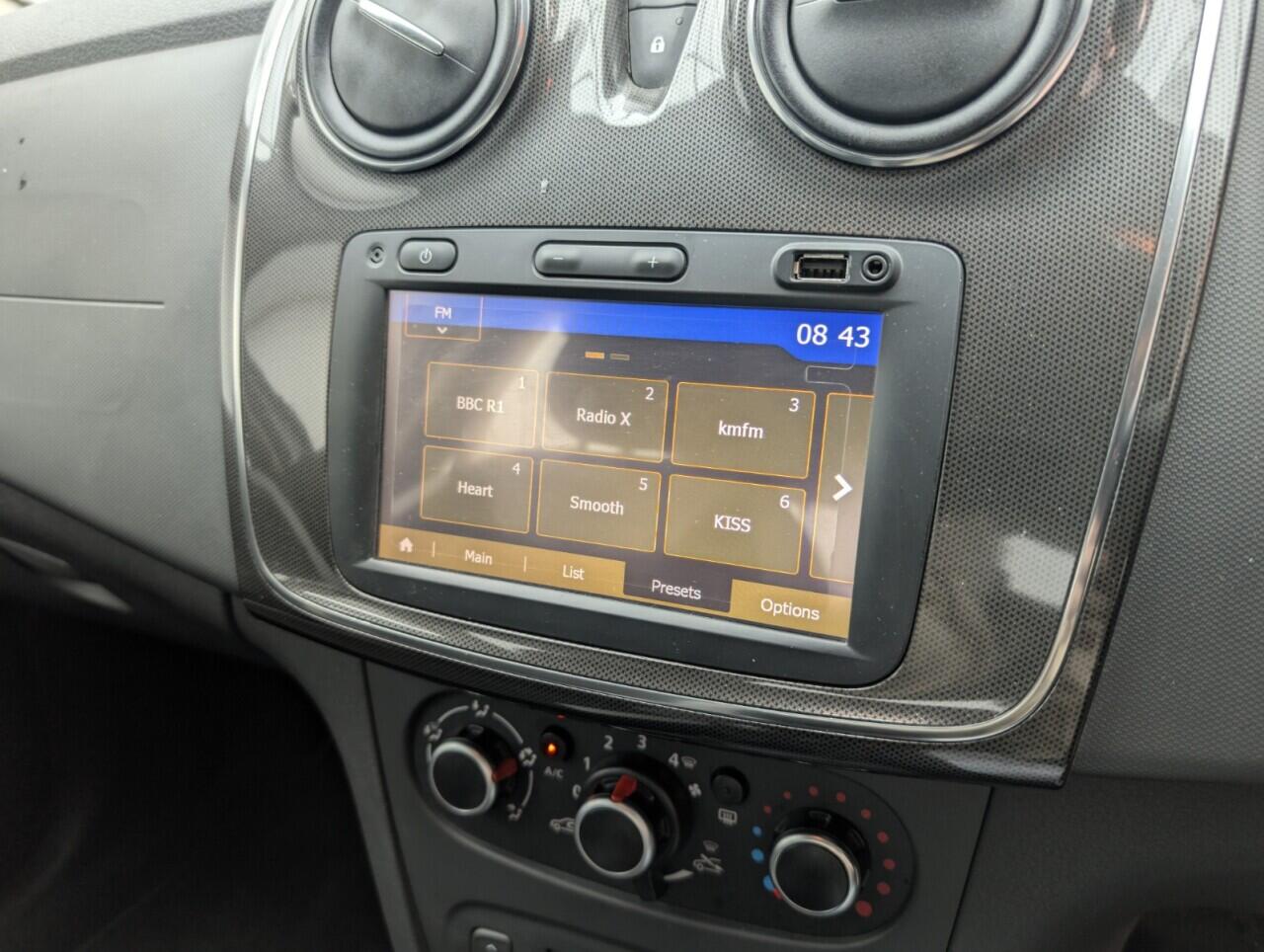 Used Dacia Sandero Stepway 2018 for sale - 76484377: Photo 13