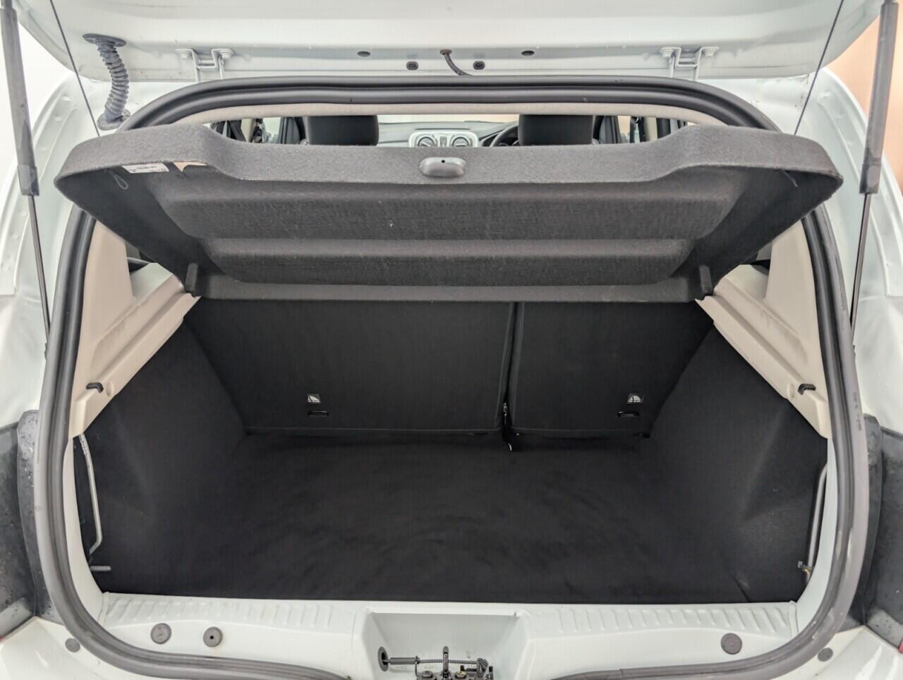 Used Dacia Sandero Stepway 2018 for sale - 76484377: Photo 26