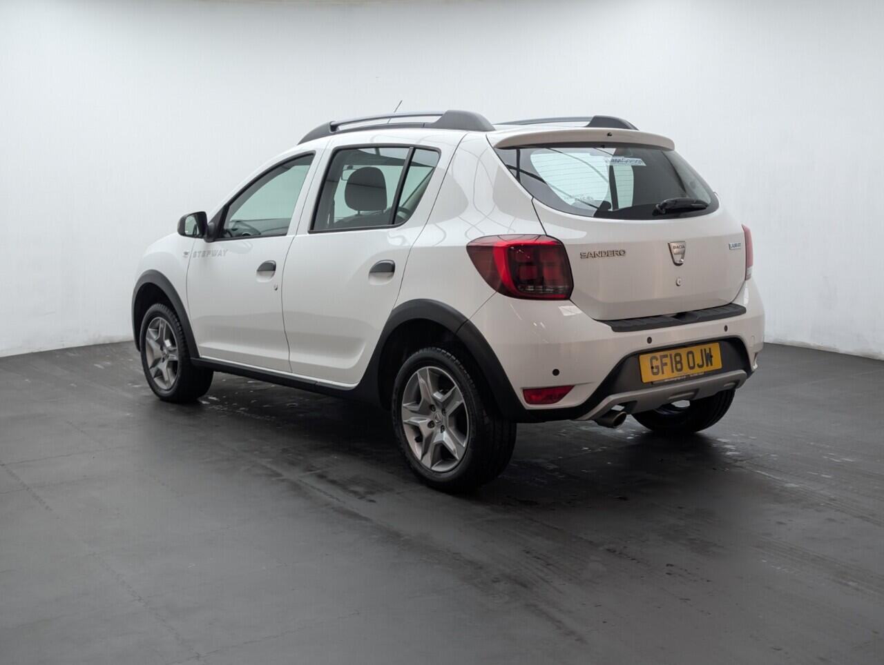 Used Dacia Sandero Stepway 2018 for sale - 76484377: Photo 6