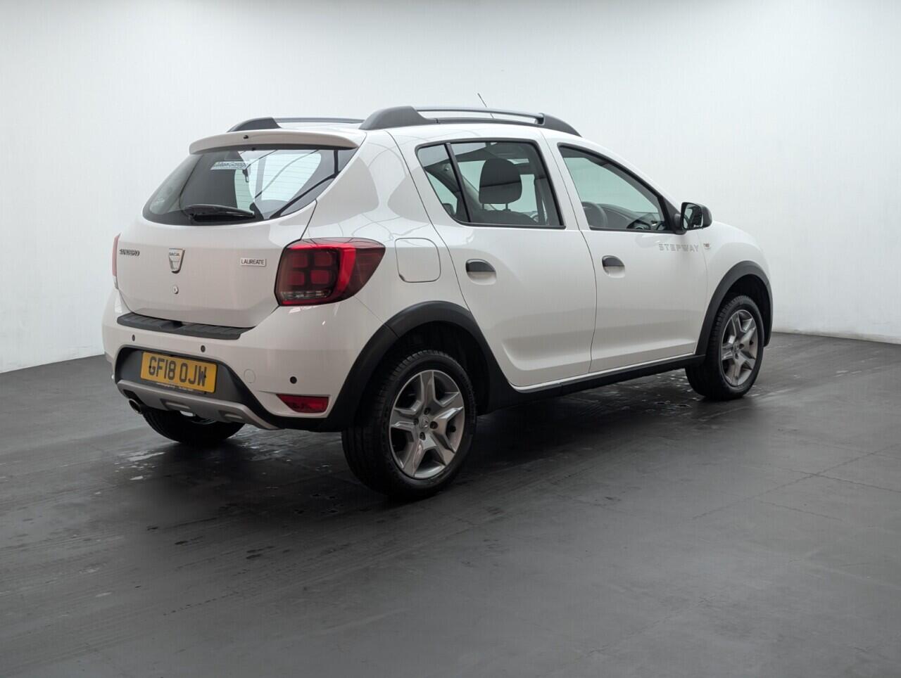 Used Dacia Sandero Stepway 2018 for sale - 76484377: Photo 8