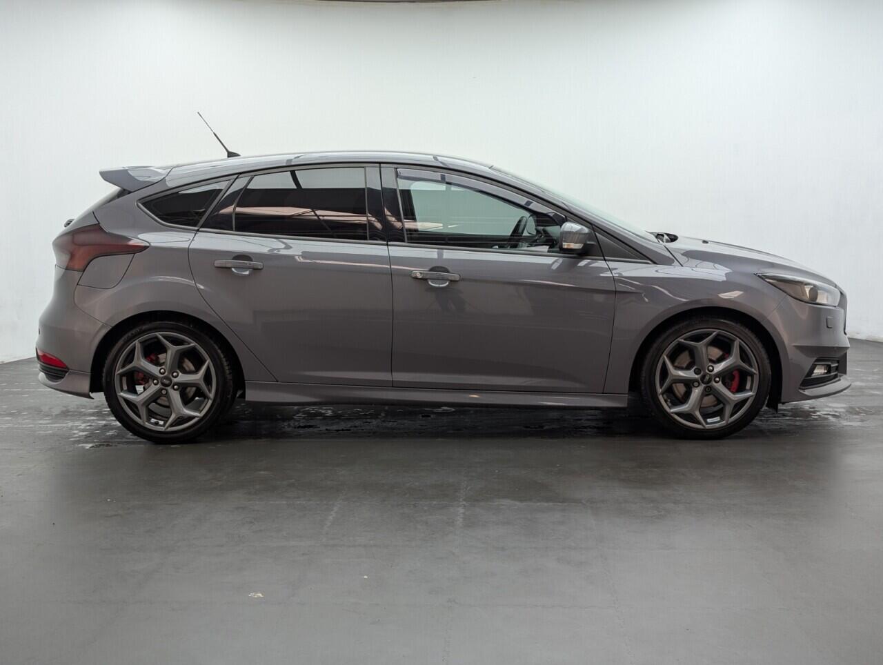 Used Ford Focus 2017 for sale - 76425751: Photo 20