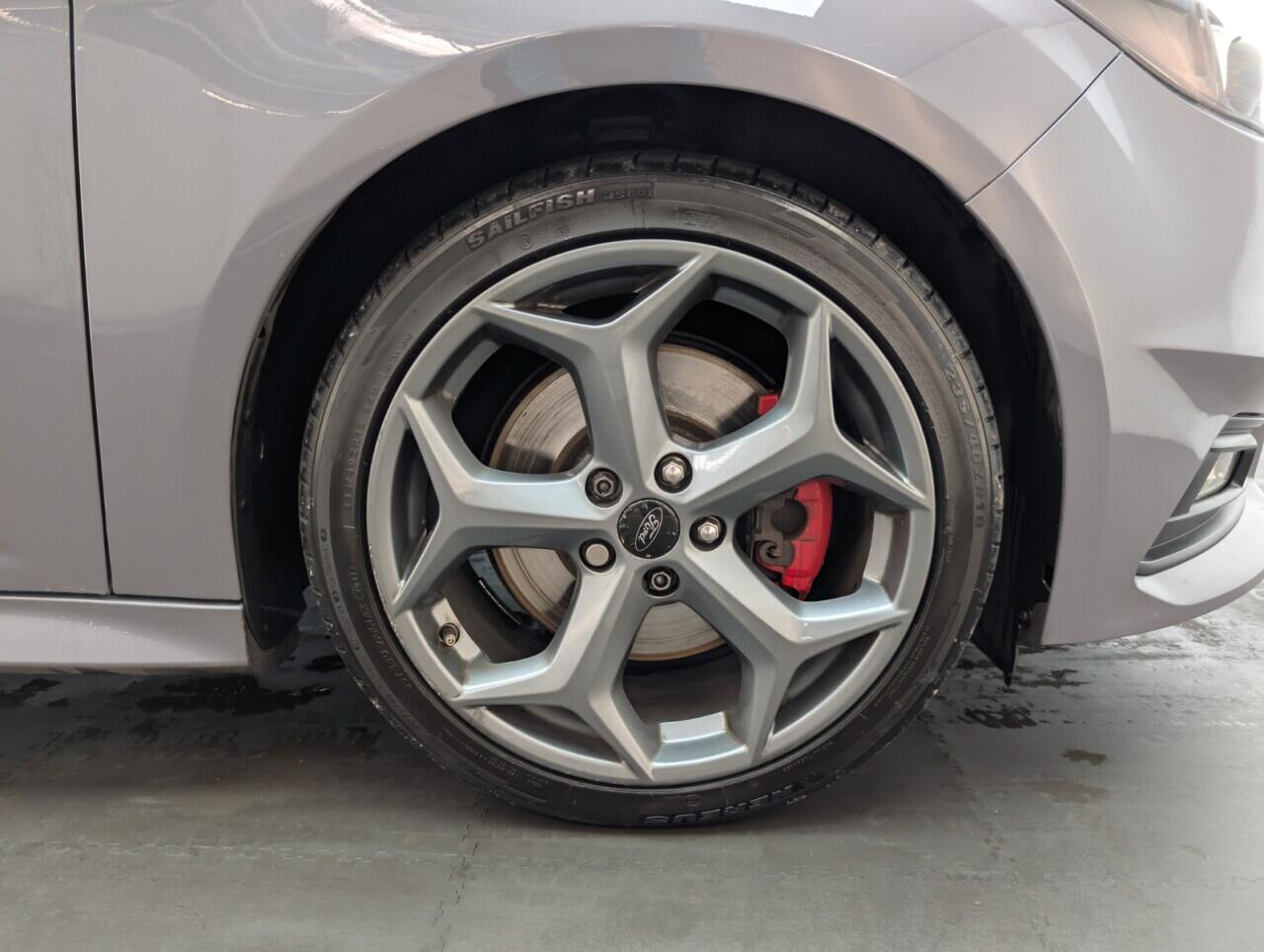 Used Ford Focus 2017 for sale - 76425751: Photo 21