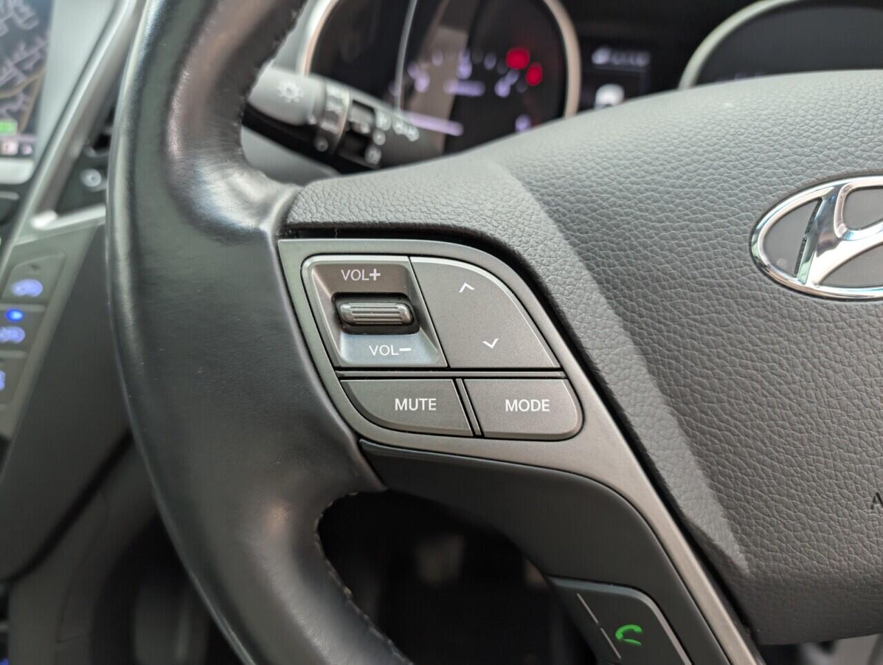 Used Hyundai Santa Fe 2018 for sale - 76424854: Photo 19