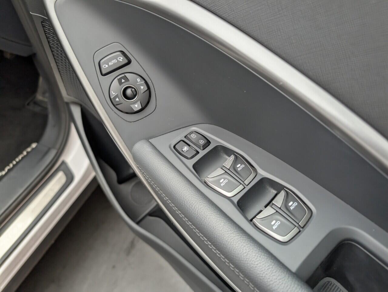 Used Hyundai Santa Fe 2018 for sale - 76424854: Photo 22