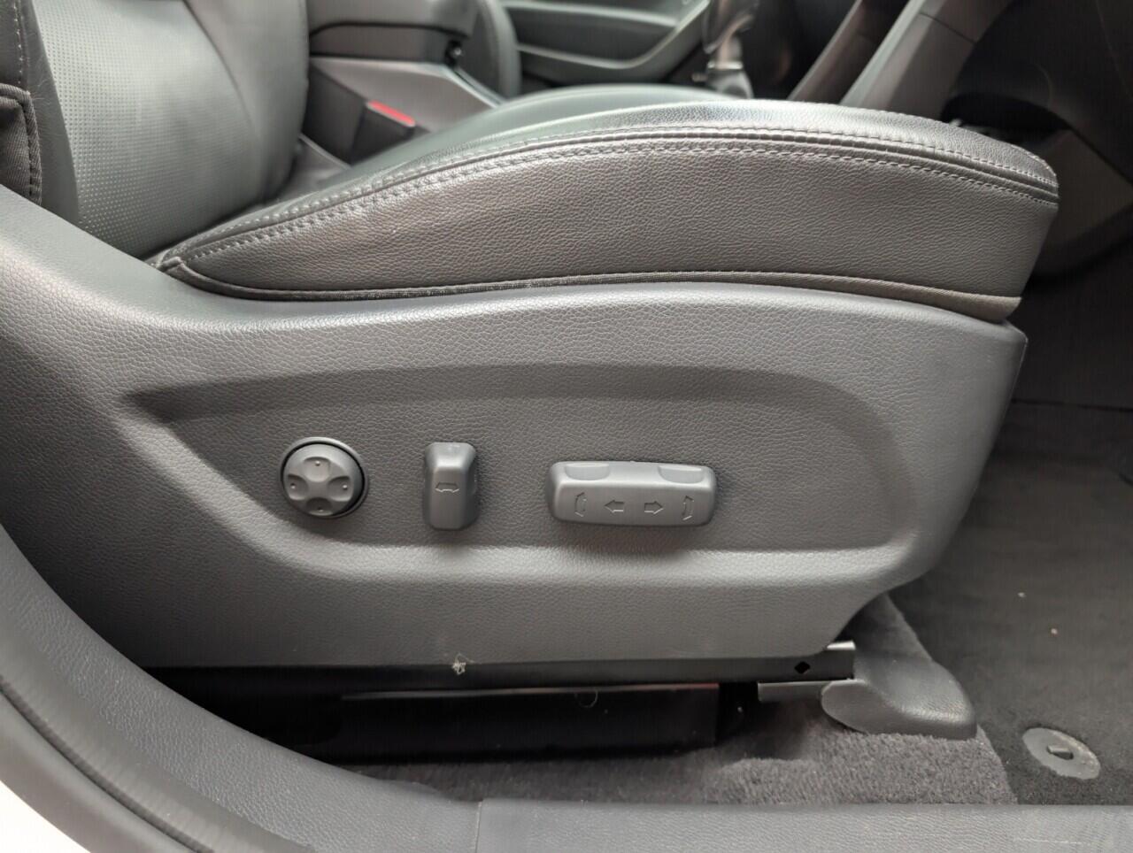 Used Hyundai Santa Fe 2018 for sale - 76424854: Photo 24