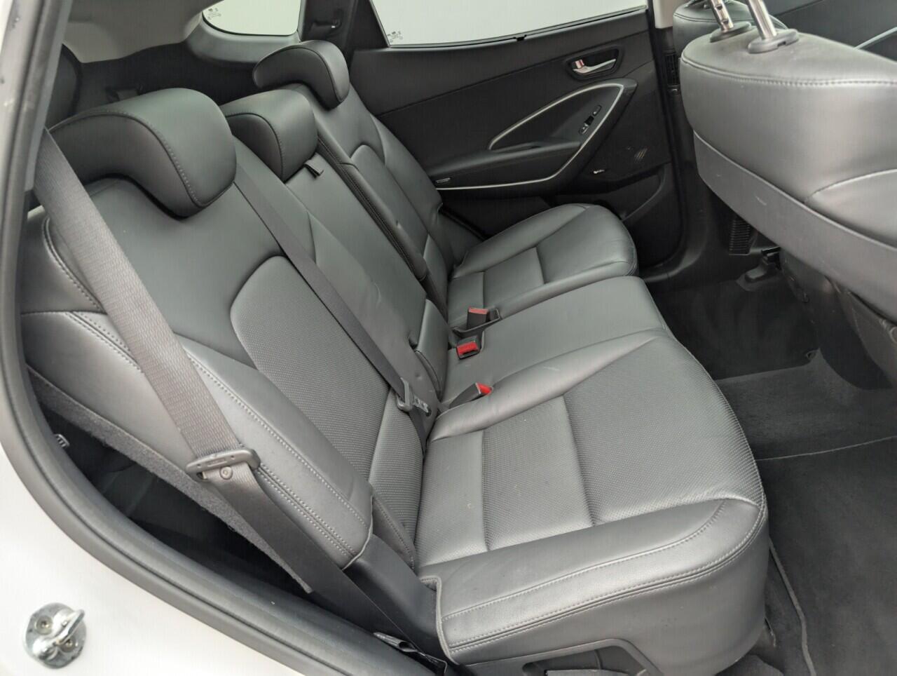 Used Hyundai Santa Fe 2018 for sale - 76424854: Photo 27