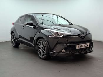 Used Toyota C-HR 2017 for sale - 79748063: Photo
