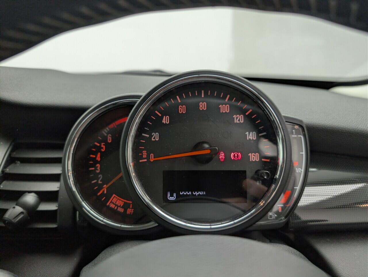 Used MINI Hatch 2019 for sale - 77097413: Photo 17