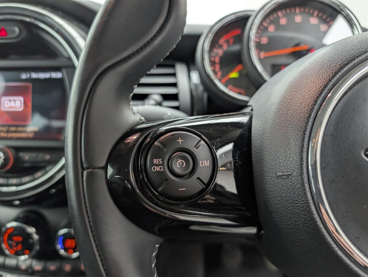 Used MINI Hatch 2019 for sale - 77097413: Photo 18