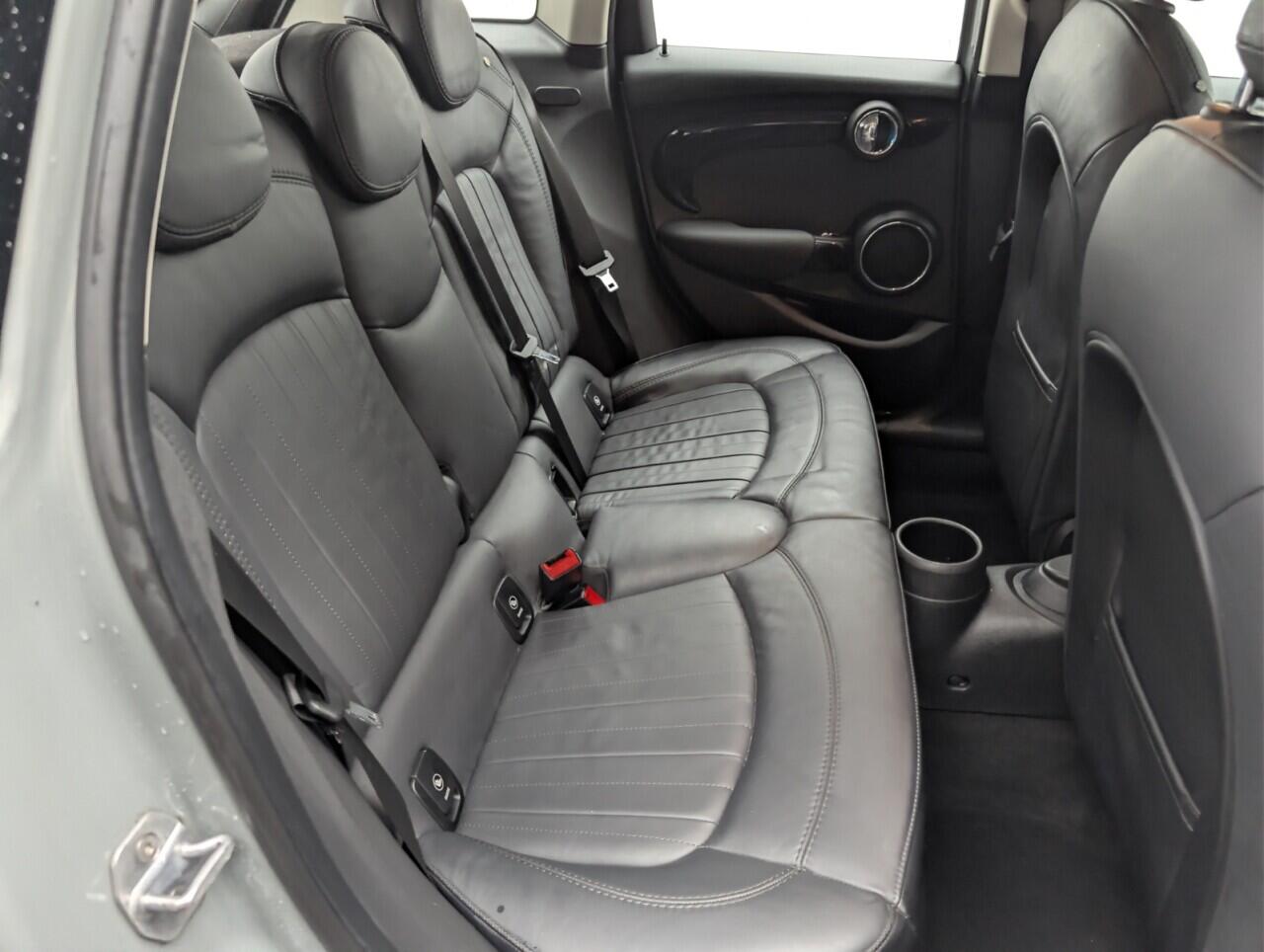 Used MINI Hatch 2019 for sale - 77097413: Photo 24