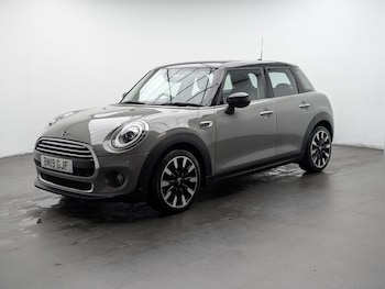 Used MINI Hatch 2019 for sale - 77097413: Photo