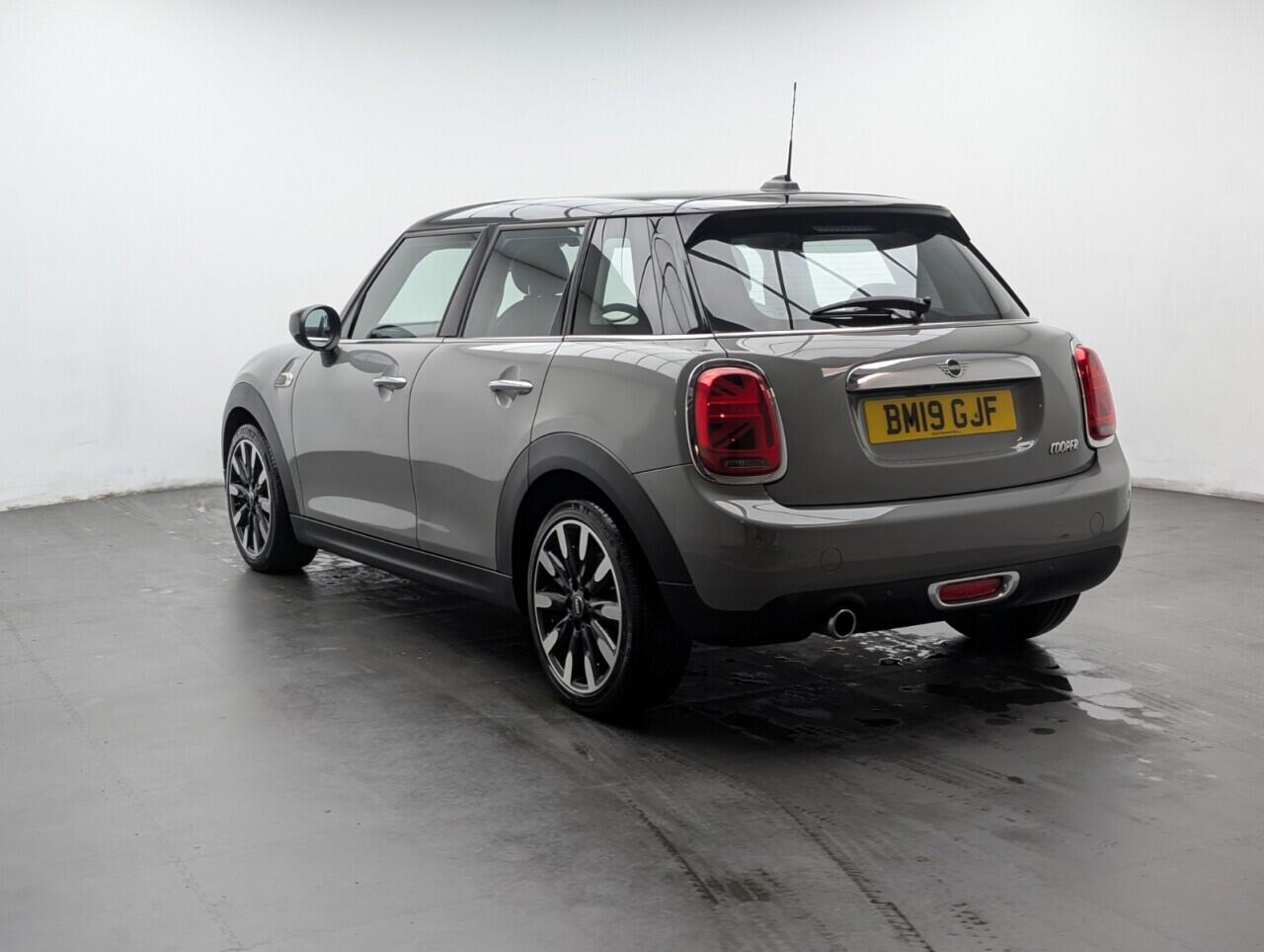 Used MINI Hatch 2019 for sale - 77097413: Photo 6