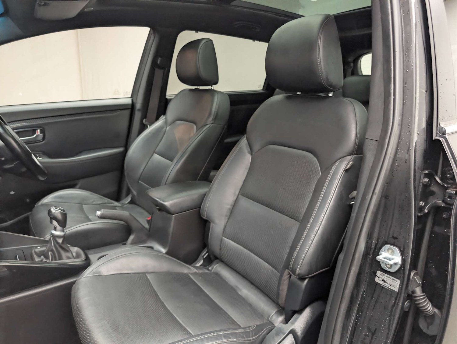 Used Kia Carens 2018 for sale - 78030978: Photo 15