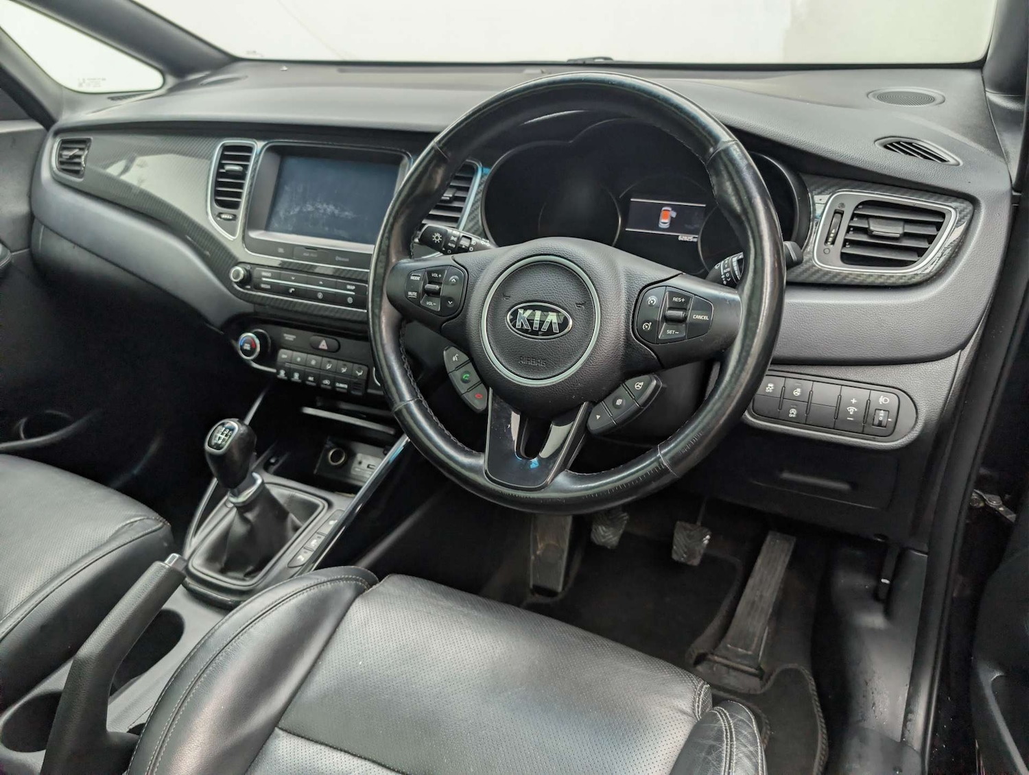 Used Kia Carens 2018 for sale - 78030978: Photo 23