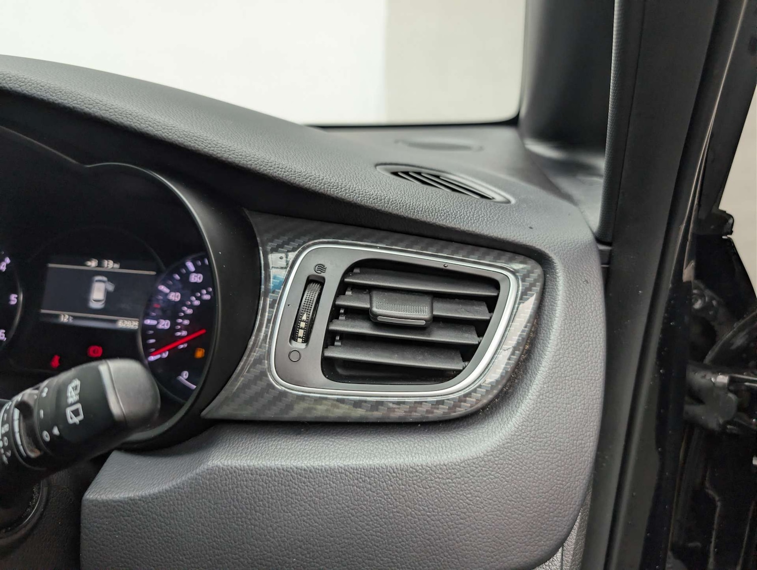 Used Kia Carens 2018 for sale - 78030978: Photo 27