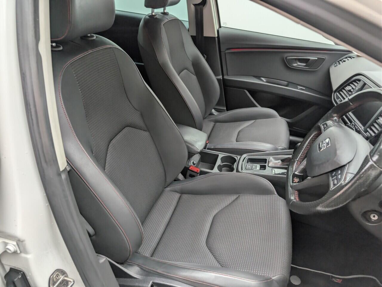 Used SEAT Leon 2017 for sale - 76802050: Photo 12