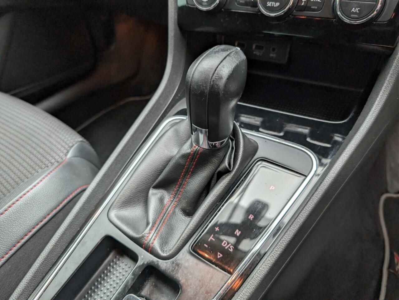 Used SEAT Leon 2017 for sale - 76802050: Photo 16