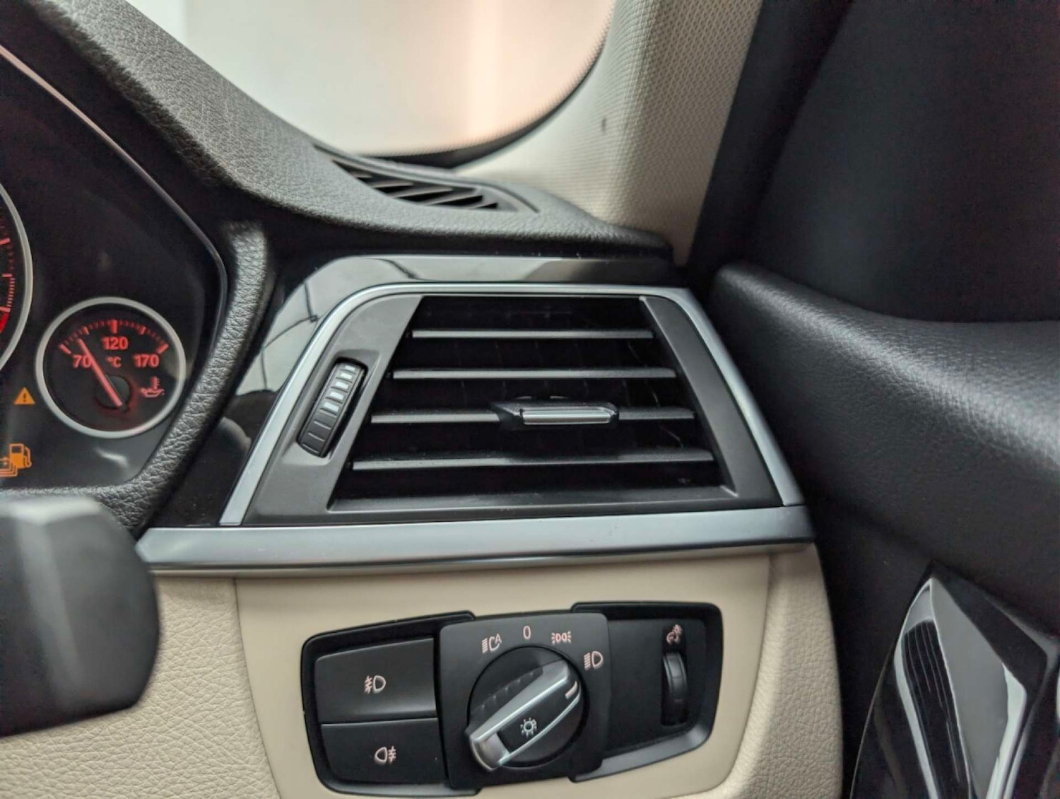 Used BMW 3 Series 2018 for sale - 77766955: Photo 24