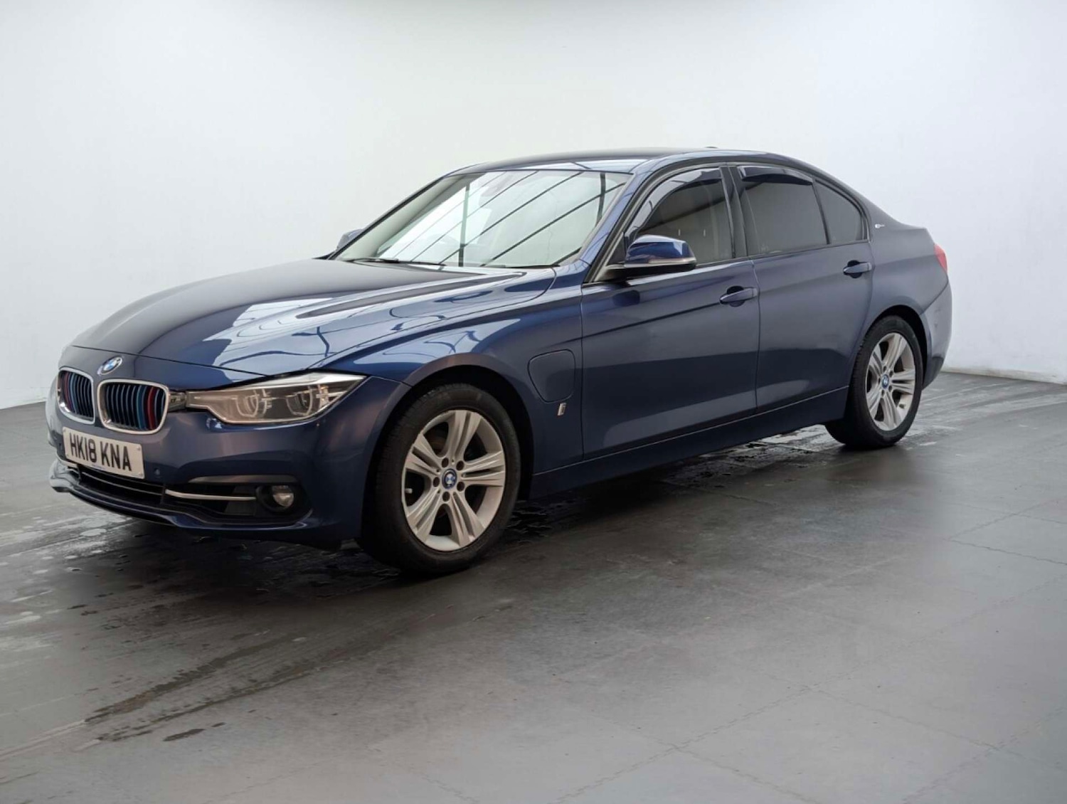 Used BMW 3 Series 2018 for sale - 77766955: Photo 8