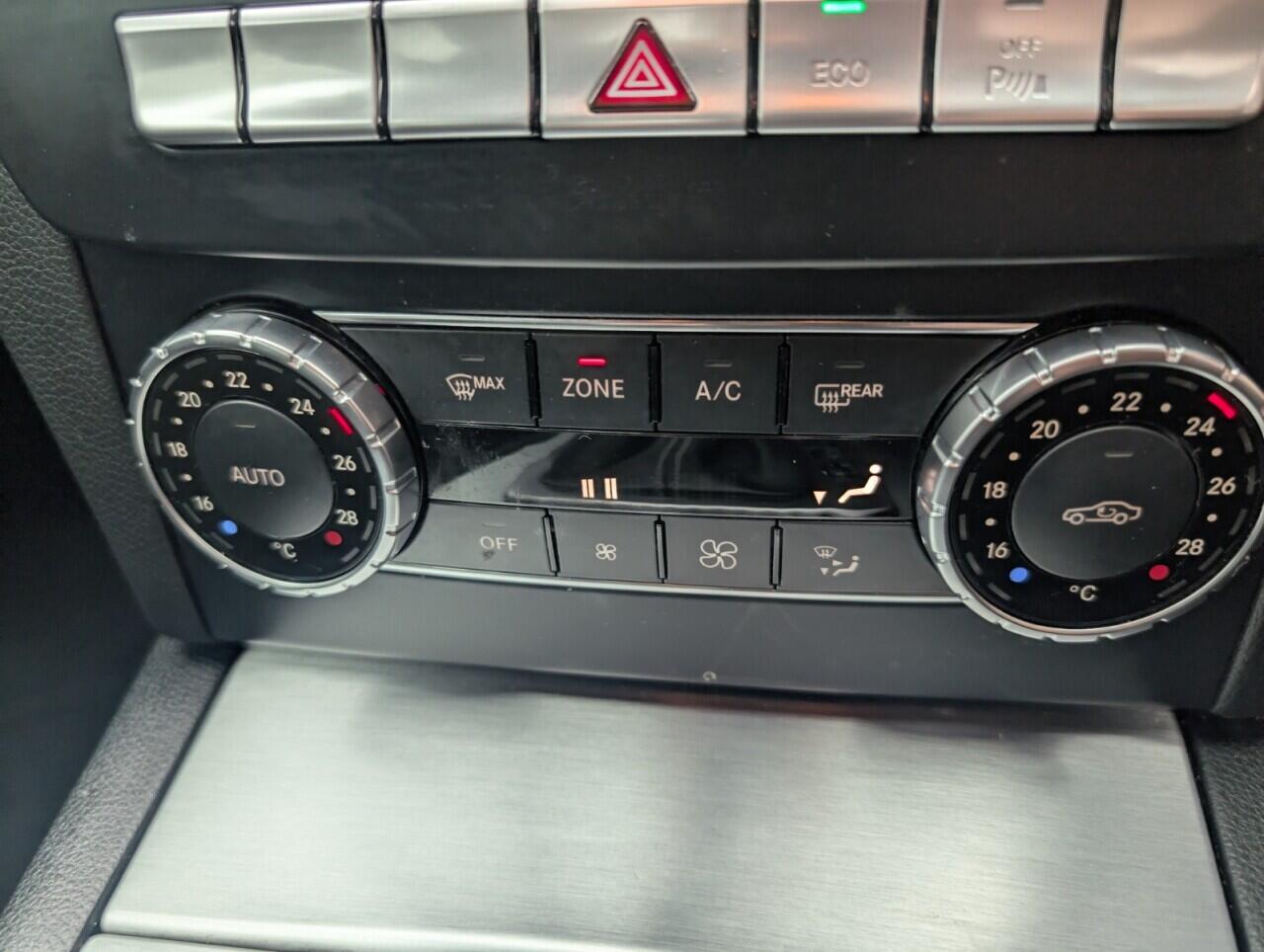 Used Mercedes-Benz C Class 2015 for sale - 76657192: Photo 14