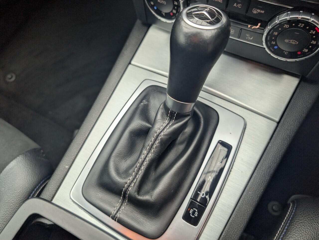 Used Mercedes-Benz C Class 2015 for sale - 76657192: Photo 15