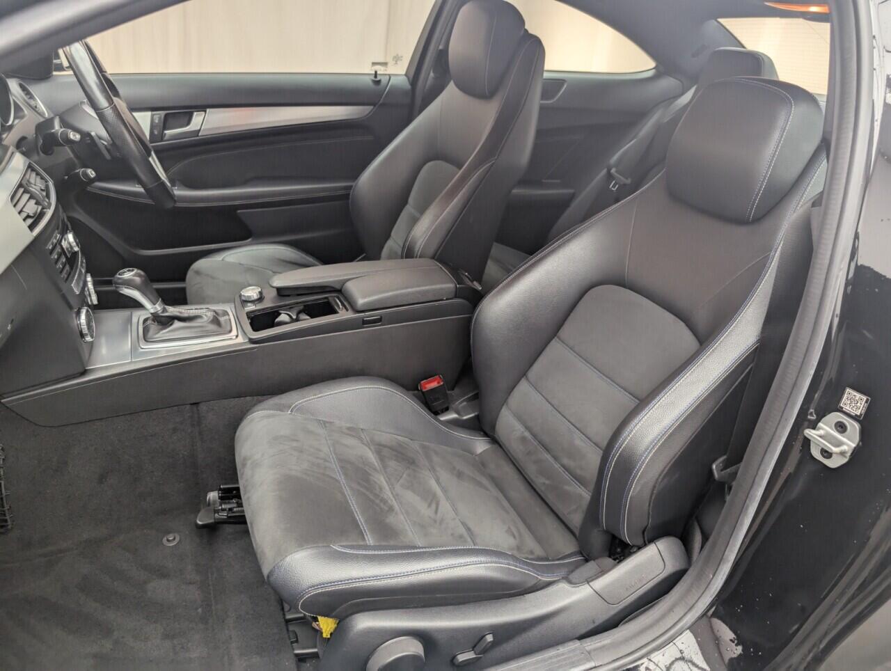 Used Mercedes-Benz C Class 2015 for sale - 76657192: Photo 26