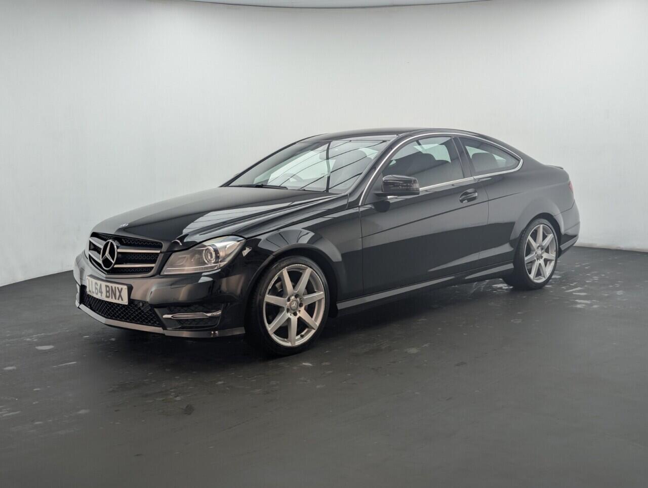 Used Mercedes-Benz C Class 2015 for sale - 76657192: Photo 4
