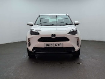 Used Toyota Yaris Cross 2023 for sale - 79571736: Photo