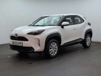 Used Toyota Yaris Cross 2023 for sale - 79571736: Photo
