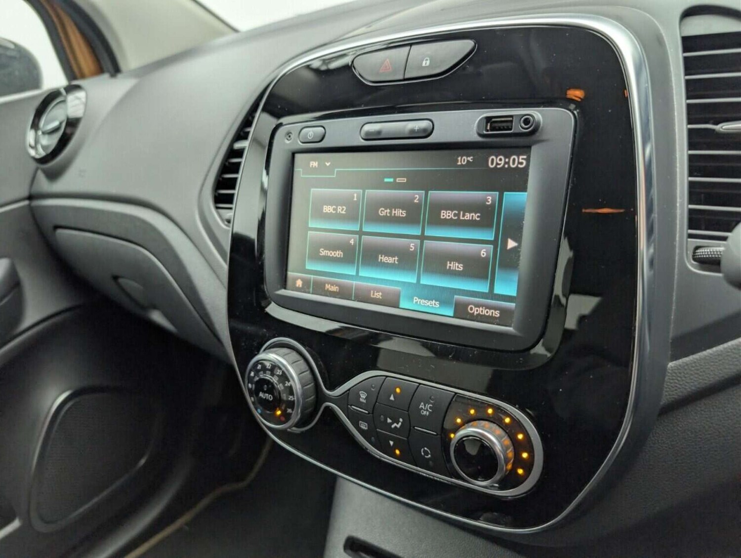 Used Renault Captur 2019 for sale - 77713928: Photo 14