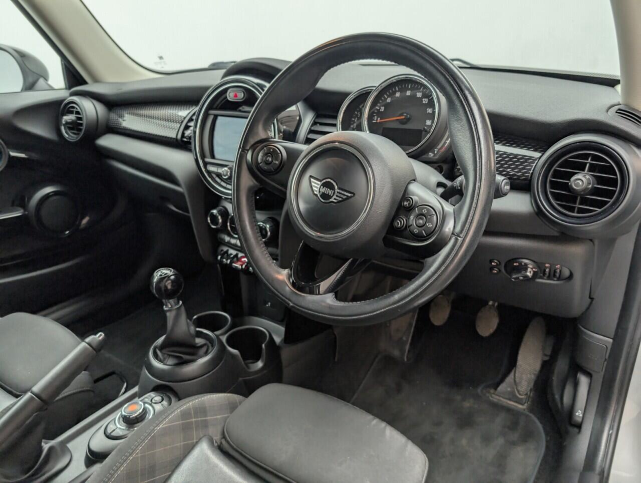 Used MINI Hatch 2018 for sale - 76424695: Photo 11