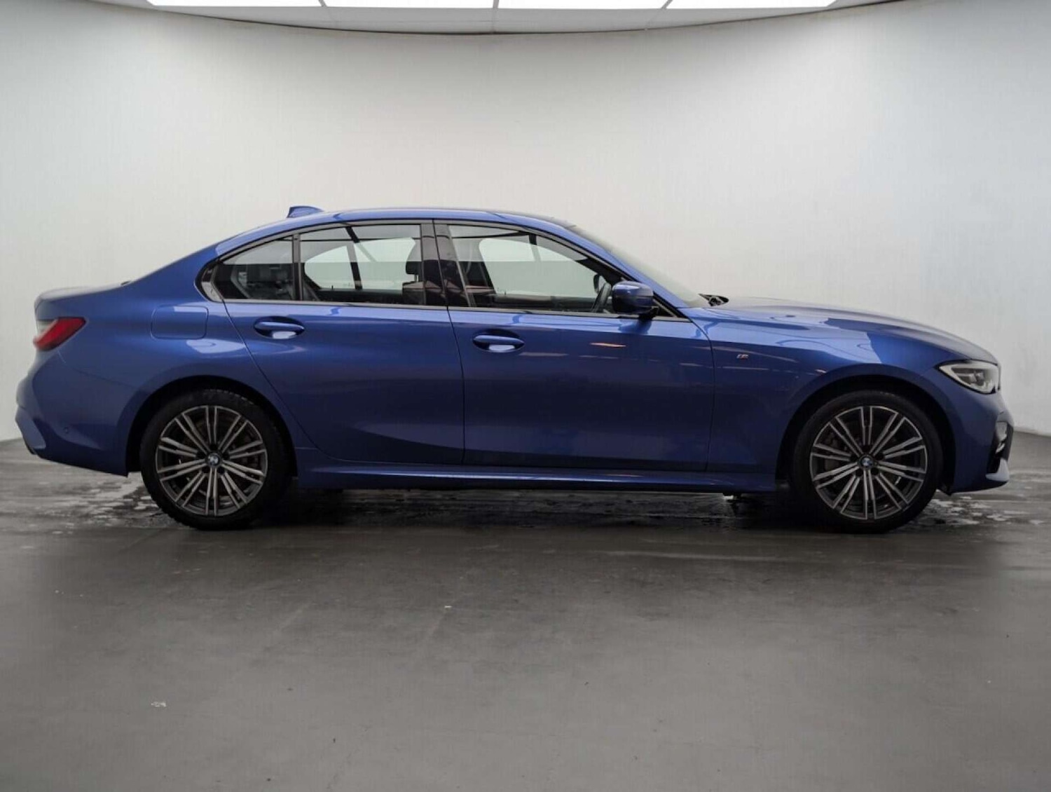 Used BMW 3 Series 2020 for sale - 77891802: Photo 11