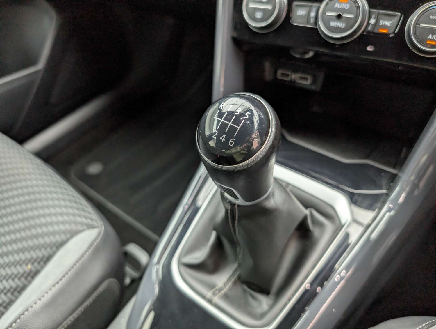 Used Volkswagen T-Roc 2019 for sale - 78144594: Photo 33