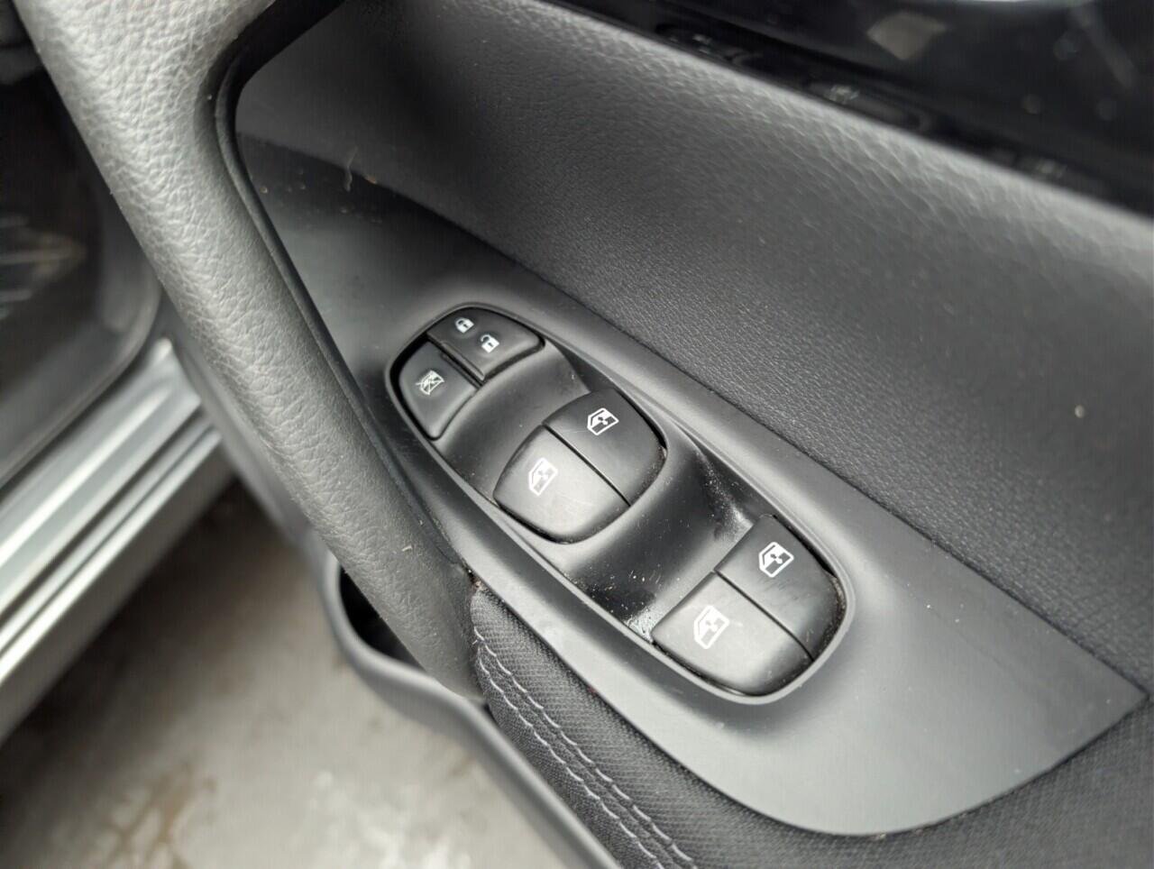 Used Nissan Qashqai 2018 for sale - 77538020: Photo 18