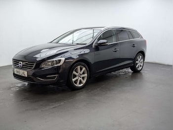 Used Volvo V60 2016 for sale - 77713376: Photo