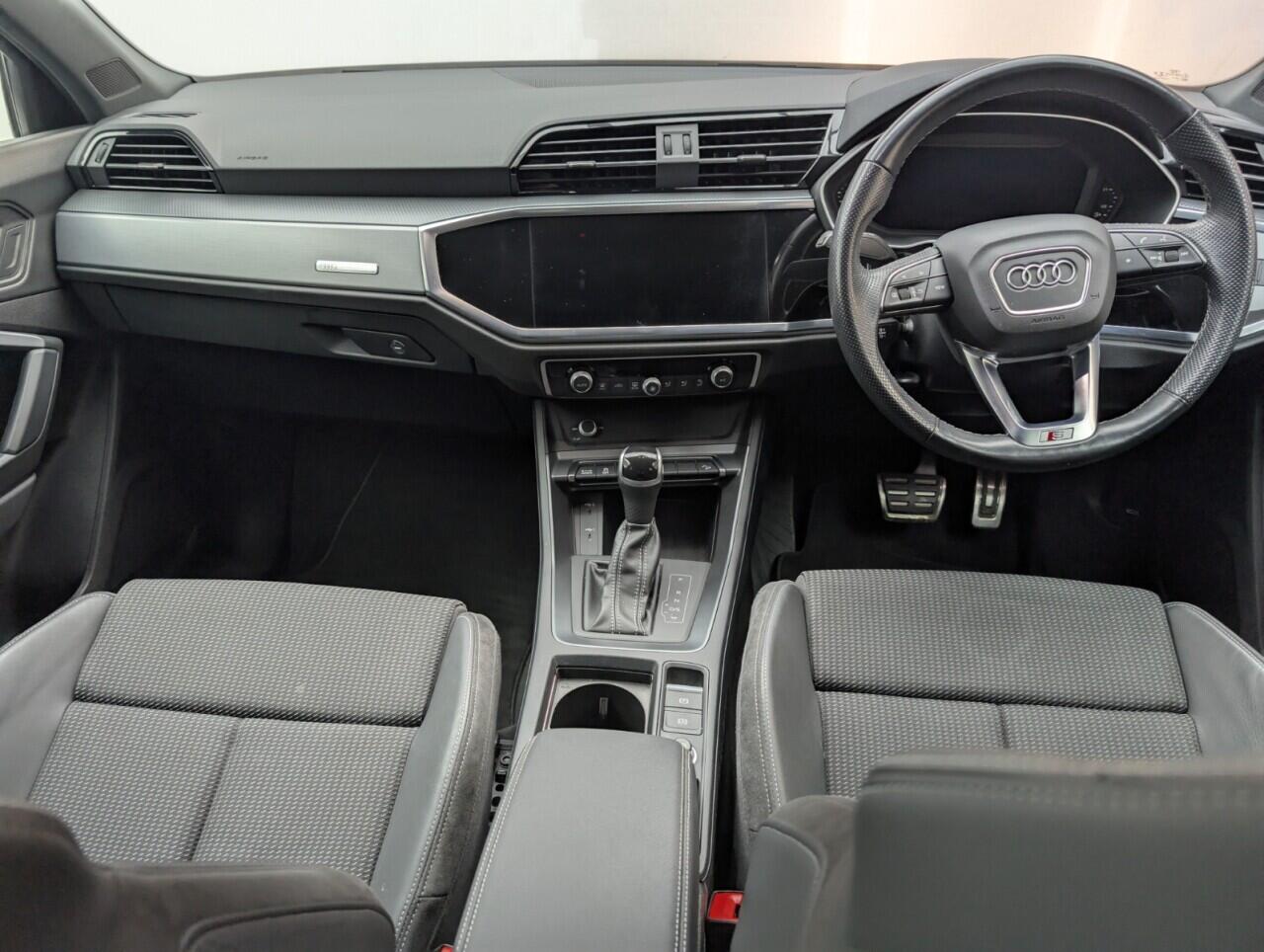 Used Audi Q3 2021 for sale - 76422966: Photo 22