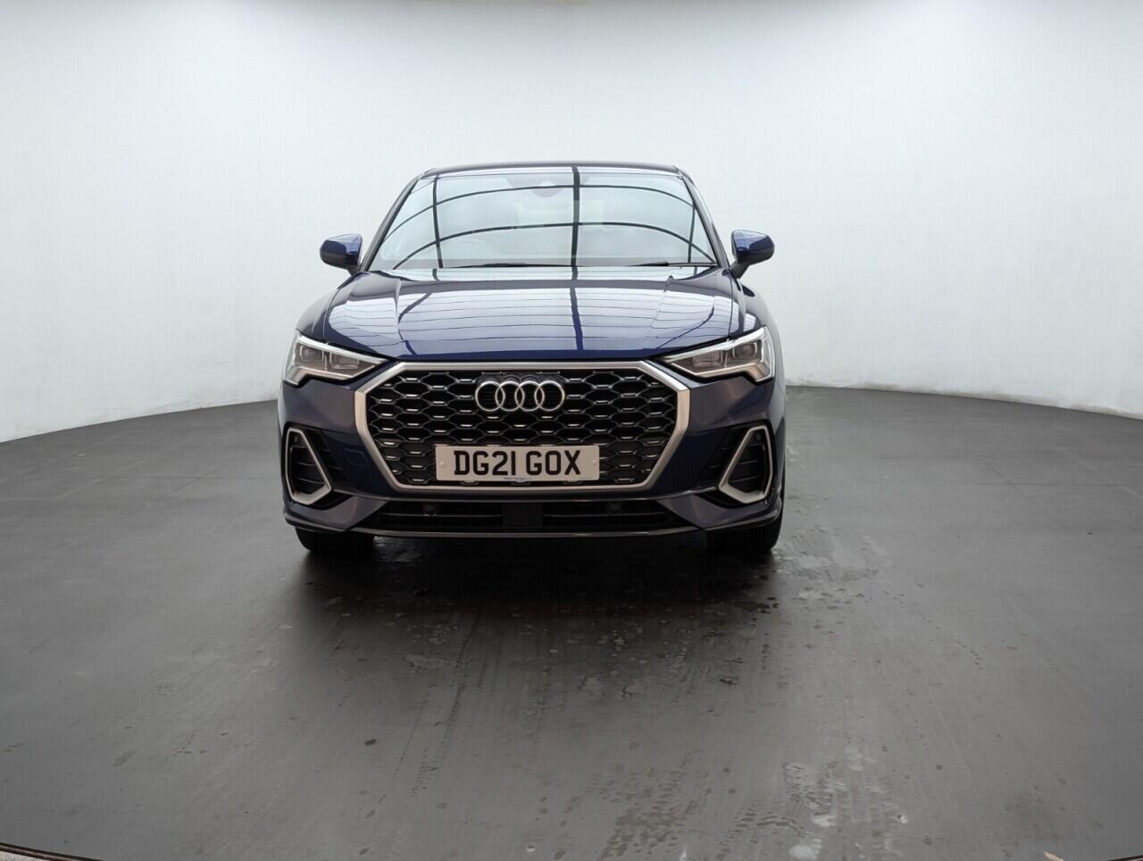 Used Audi Q3 2021 for sale - 76422966: Photo 3