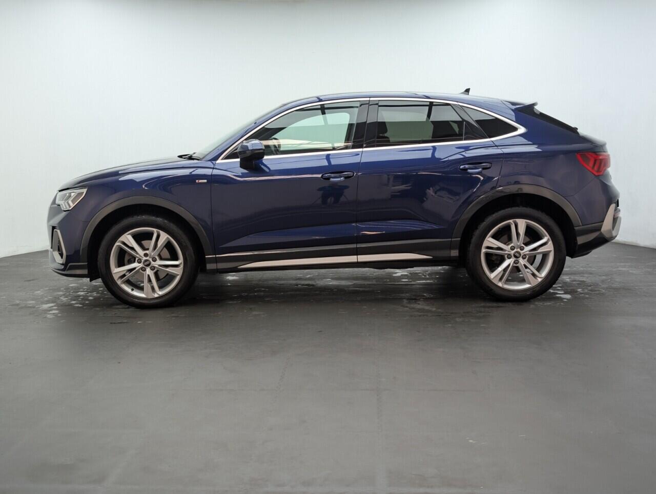 Used Audi Q3 2021 for sale - 76422966: Photo 5