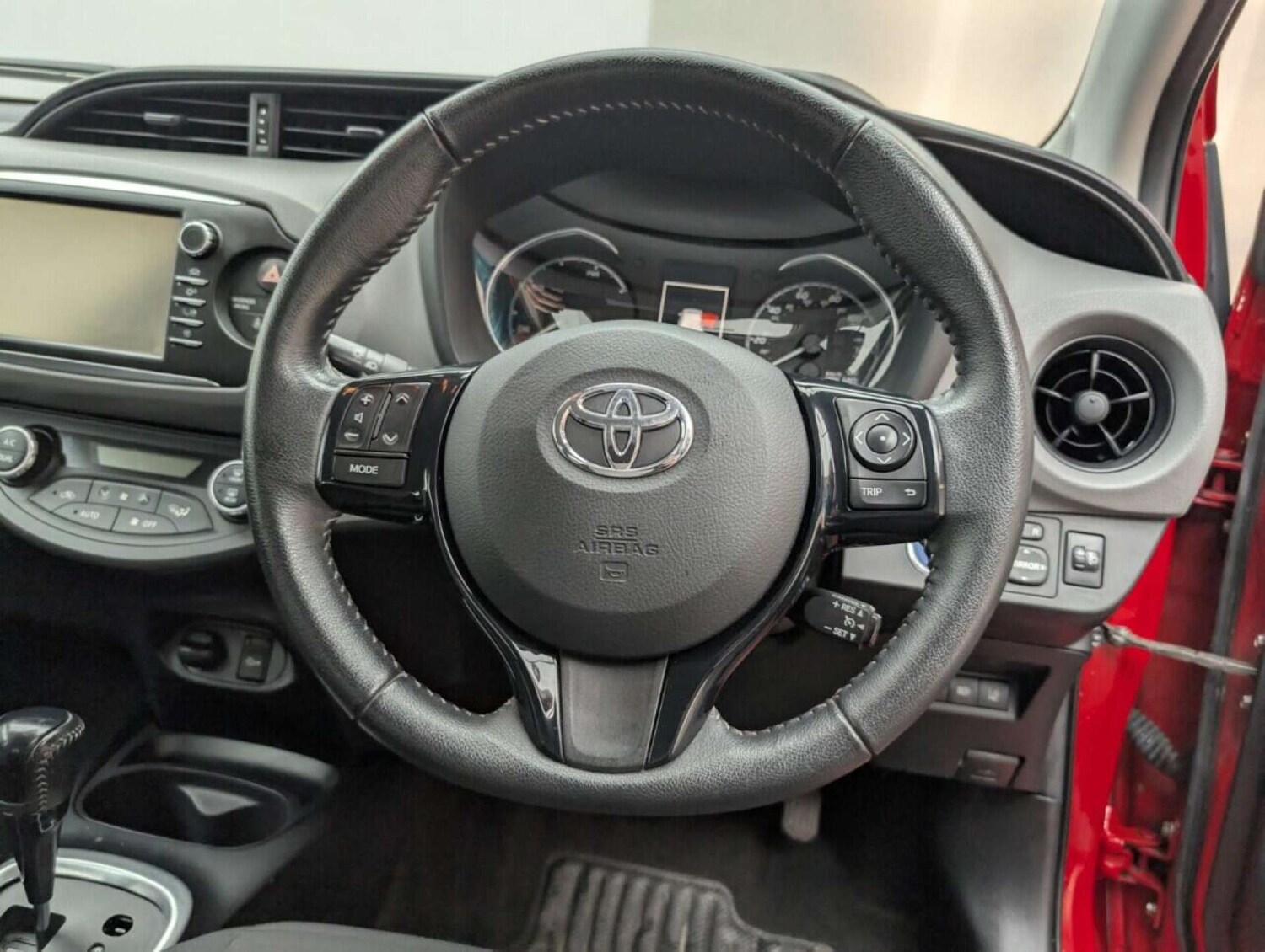 Used Toyota Yaris 2019 for sale - 77713738: Photo 22