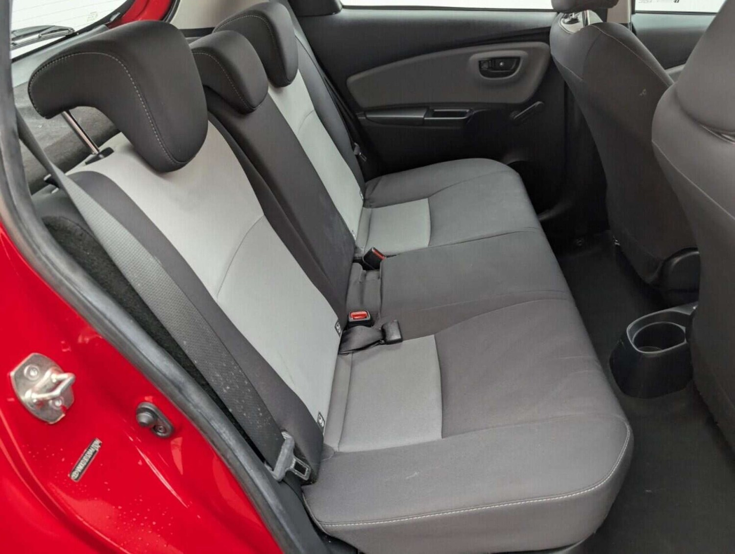 Used Toyota Yaris 2019 for sale - 77713738: Photo 24